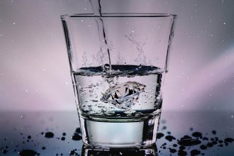 4 avantages qu’offre un spécialiste de la location de fontaines à eau pour entreprise