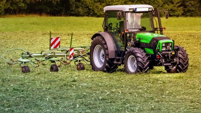 Acheter du matériel de manutention agricole d’occasion : les avantages