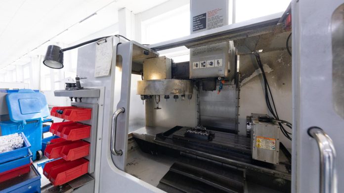 Les atouts d'une machine heidelberg SBG pour la découpe et le rainage
