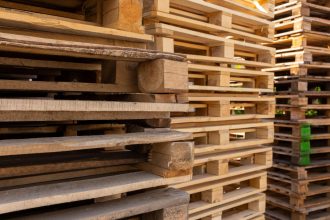 L’importance de la palette de transport dans la chaîne logistique