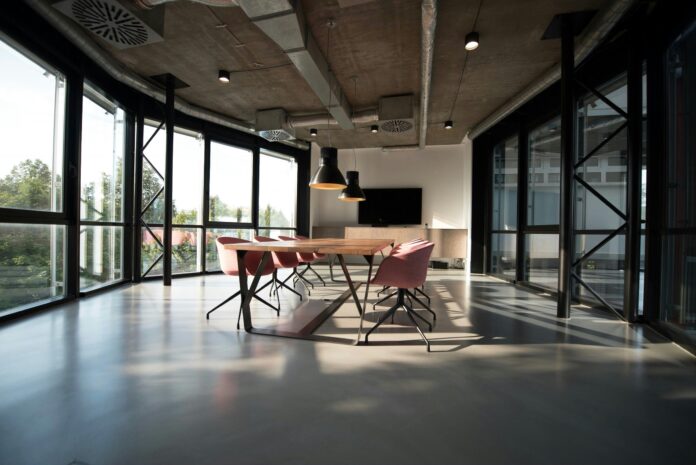 une salle de réunion
